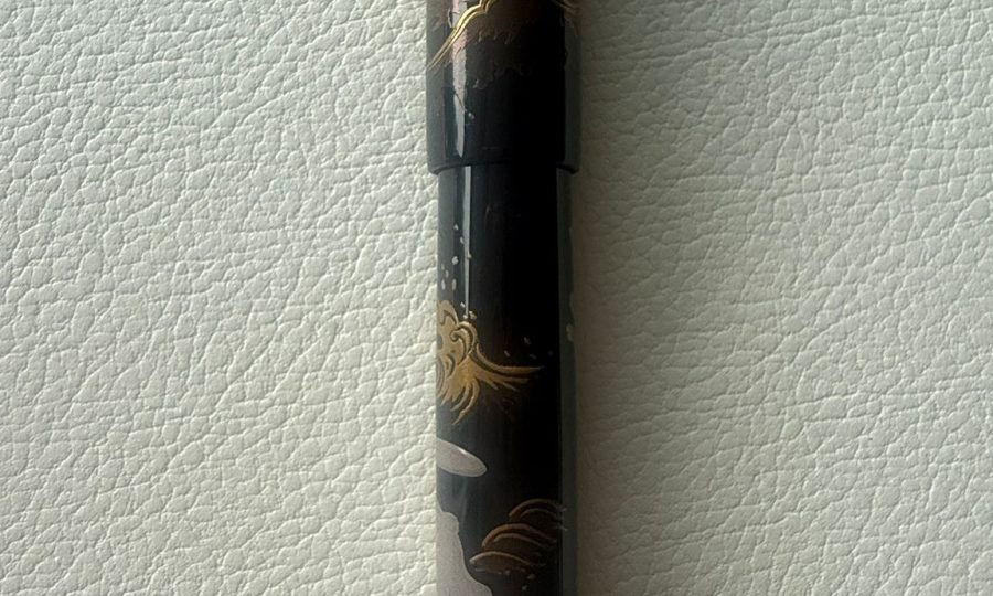 Estilográfica  Zodiaco Chino - Conejo.  - Maki-e. Primera Versión 1990